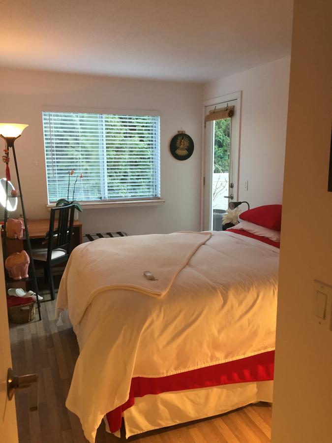 A Room At The Camelia Bed And Breakfast Цауасен Екстериор снимка