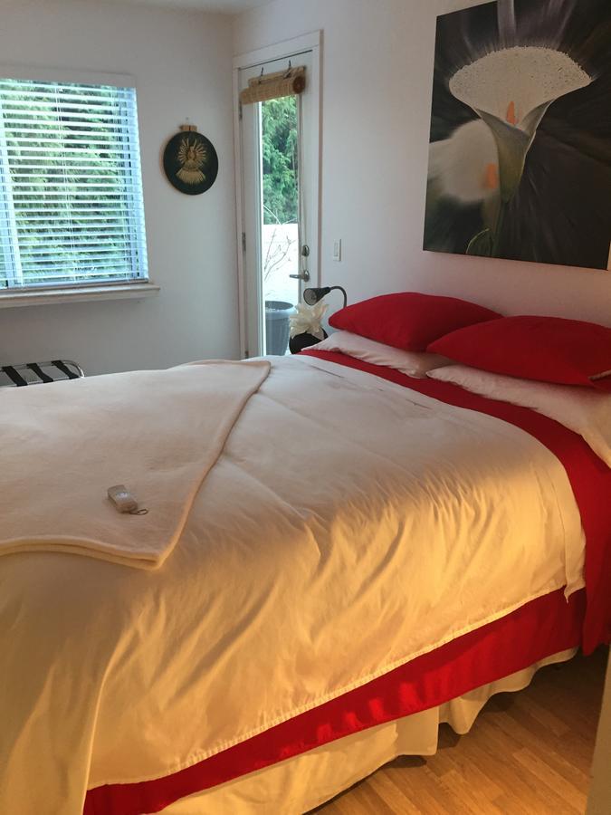A Room At The Camelia Bed And Breakfast Цауасен Екстериор снимка