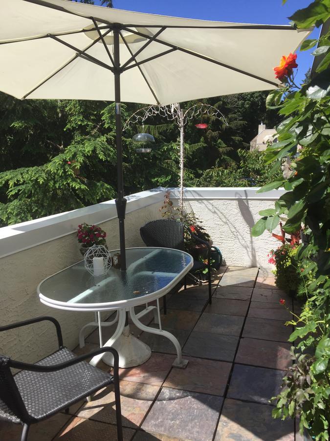 A Room At The Camelia Bed And Breakfast Цауасен Екстериор снимка